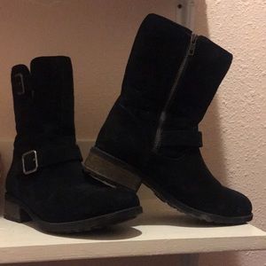 Ugg moto boots